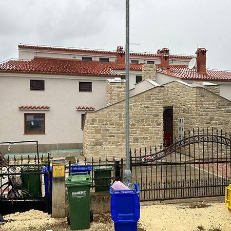 Apartment Teo Volme Banjole Exterior foto
